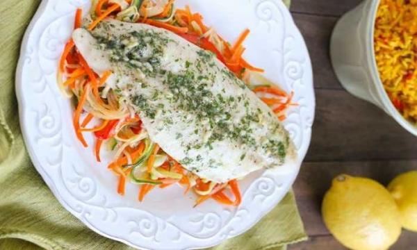 Рыба с овощами в духовке — простой рецепт запекания в пергаменте