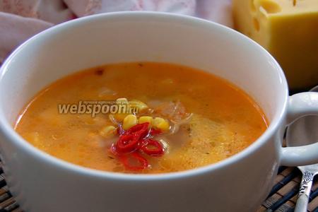 Кукурузный суп с острым красным перцем 