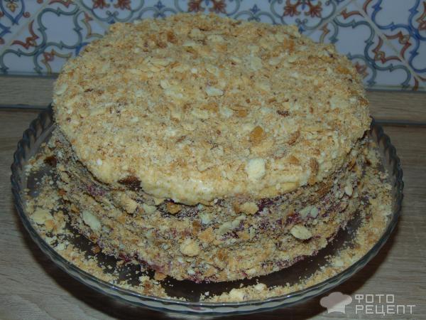 Рецепт: Домашний торт - из коржей для "Наполеона",с ягодным курдом и кремом "Пломбир"