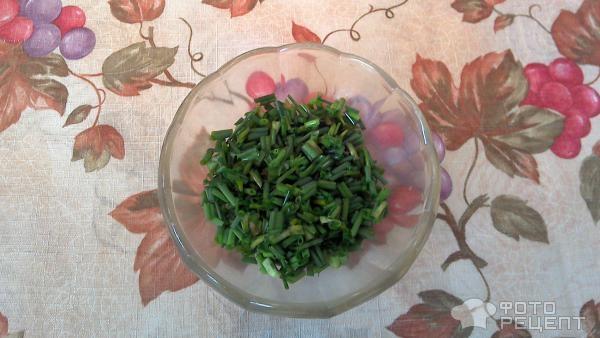 Рецепт: Салат с топинамбуром - Простой рецепт весеннего салата.