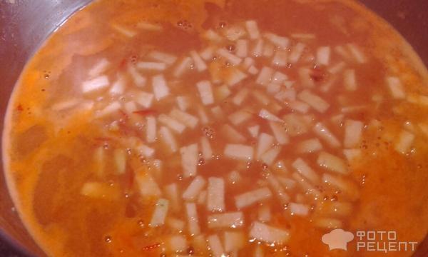 Рецепт: Томатный суп-пюре с мидиями - С сельдереем и морской капустой