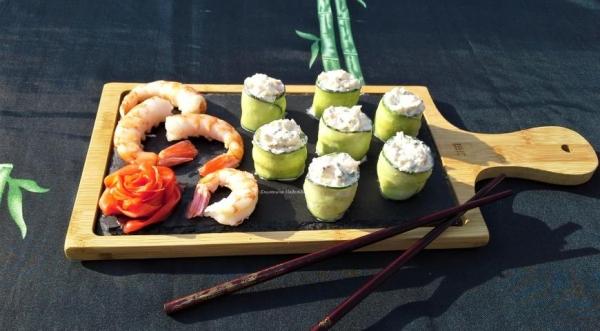 Огуречные суши - бомбическая закуска в азиатском стиле, пошаговый рецепт с фото