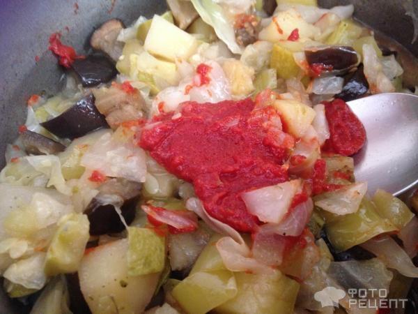 Рецепт: Овощное рагу из кабачка - И рядом других овощей.