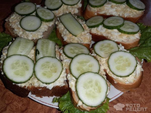 Рецепт: Сырная закуска - еврейская с плавленым сырком когда осталось 100 рублей в кармане