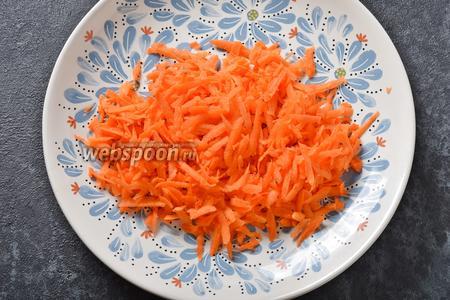 Студенческий салат с морковью и яйцом 