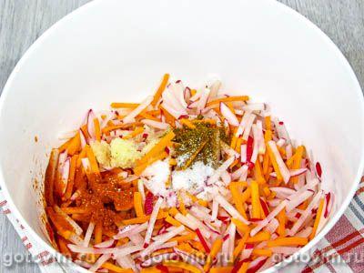 Редиска по-корейски с морковью на зиму