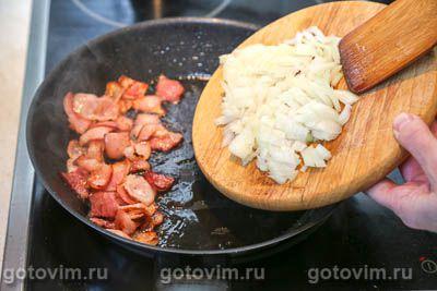 Чечевица с кровяной колбасой и беконом