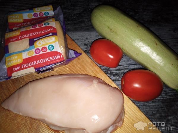 Рецепт: Закуска из кабачков с помидорами - "с филе курицы"