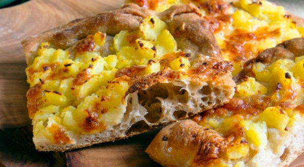 Пицца на противне с картофелем и сыром, пошаговый рецепт с фото