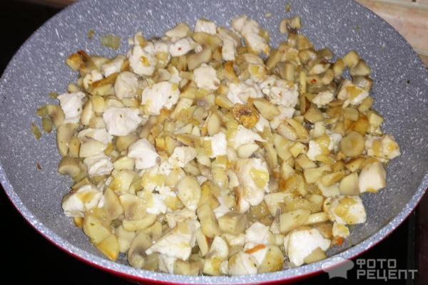 Рецепт: Французский открытый пирог киш "Лорен" - ... с курицей и грибами ...