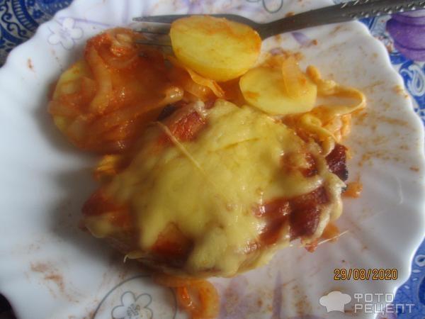 Рецепт: Мясо с картофелем под сыром в духовке - с острым азиатским маринадом
