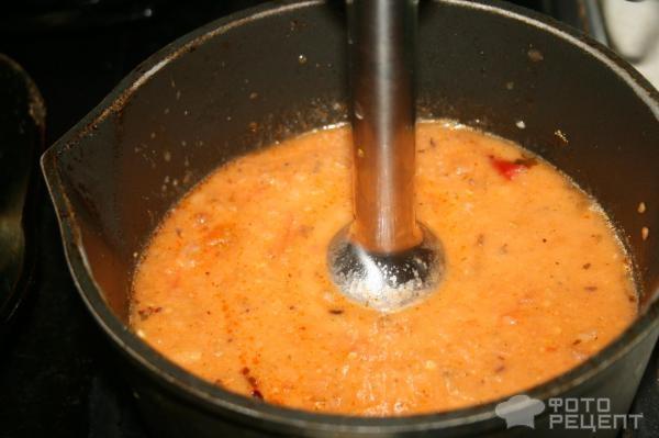 Рецепт: Соус овощной с базиликом - с томатами и стеблем сельдерея